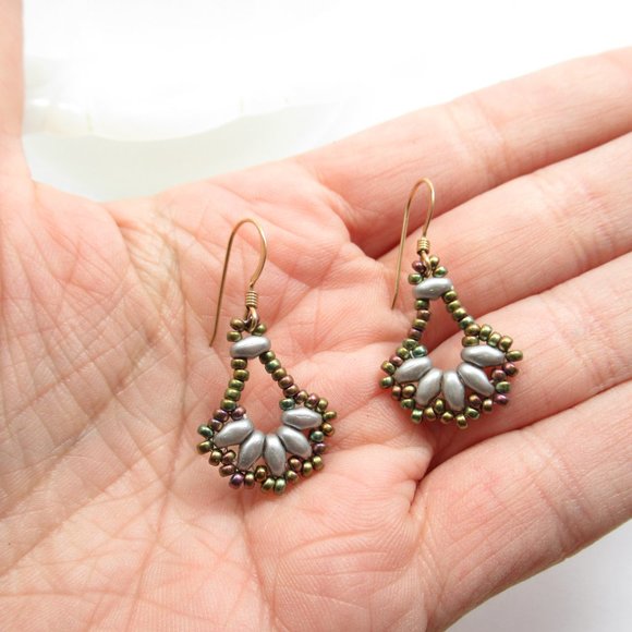 Beaded Fan Earrings - Picture 2 of 5